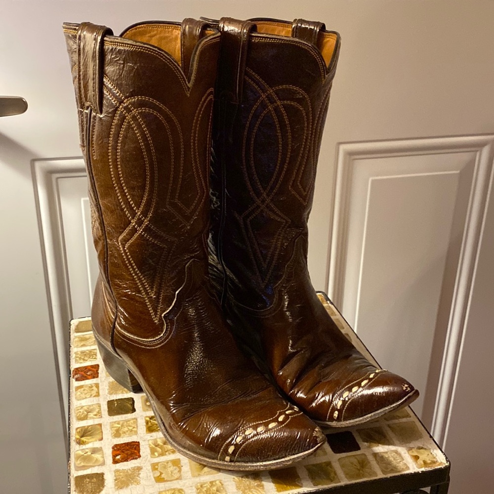 Justin Vintage woman’s boots. Size 6 1/2 B, Used.